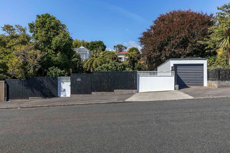 107 Fulford Street, New Plymouth, New Plymouth - Carousel 2