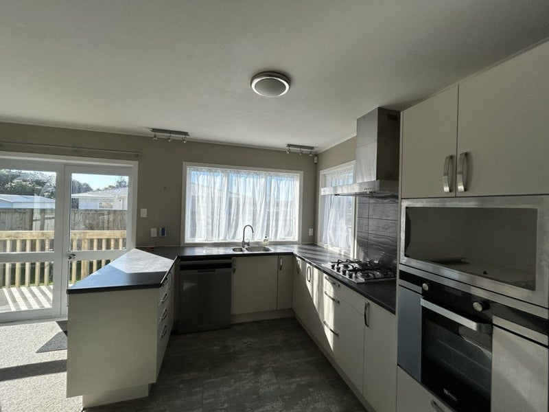 33A Brookland Road, Western Heights, Rotorua - Carousel 2