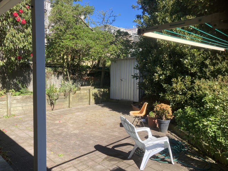 2B Stanley Street, Berhampore, Wellington - Carousel 2