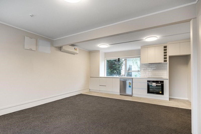 26 Callis Avenue, Opaheke, Papakura - Carousel 1