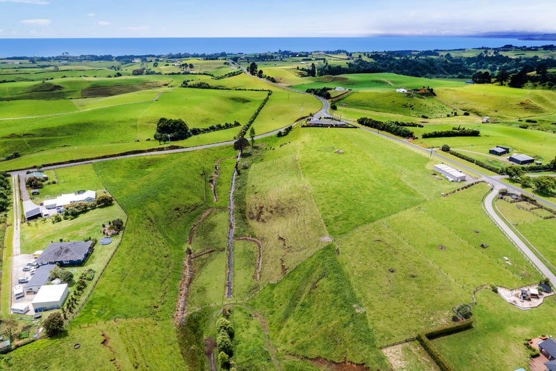182 Ohanga Road, Onaero, Urenui - Carousel 14