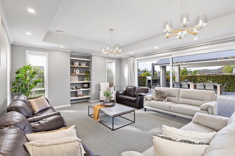 26 Mike Smith Drive, Cambridge, Cambridge - Carousel 2