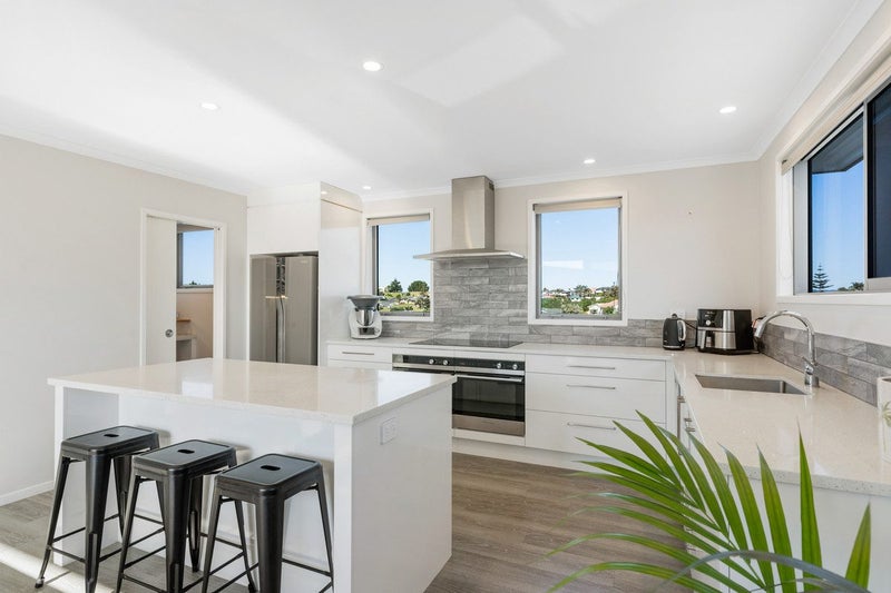 Property Valuation for 11 Commodores Close, Coastlands, Whakatane, Bay