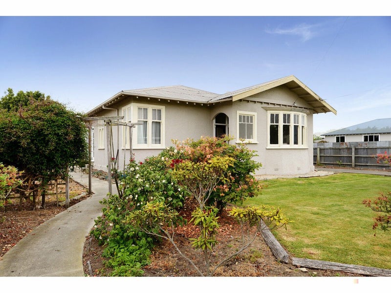 23 Harris Street, Waimate, Waimate - Carousel 1