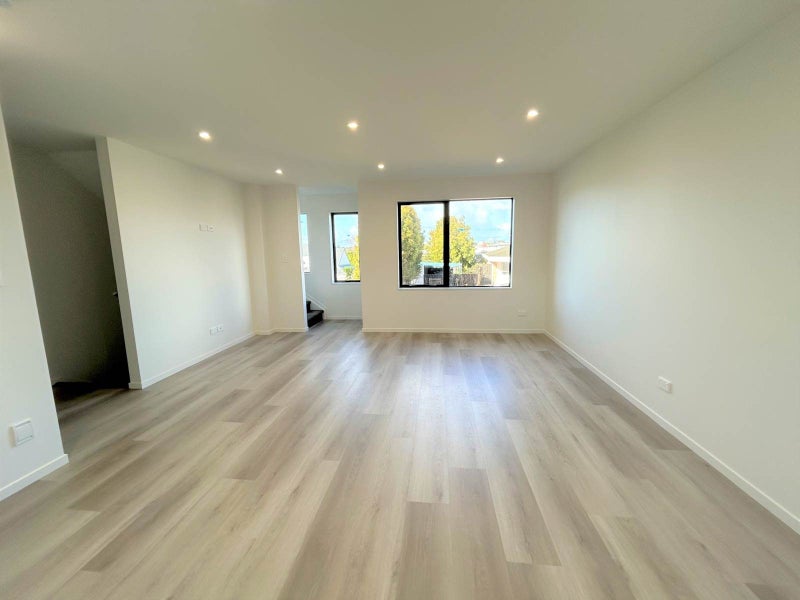 4/418 Richardson Road, Mount Roskill, Auckland - Carousel 2