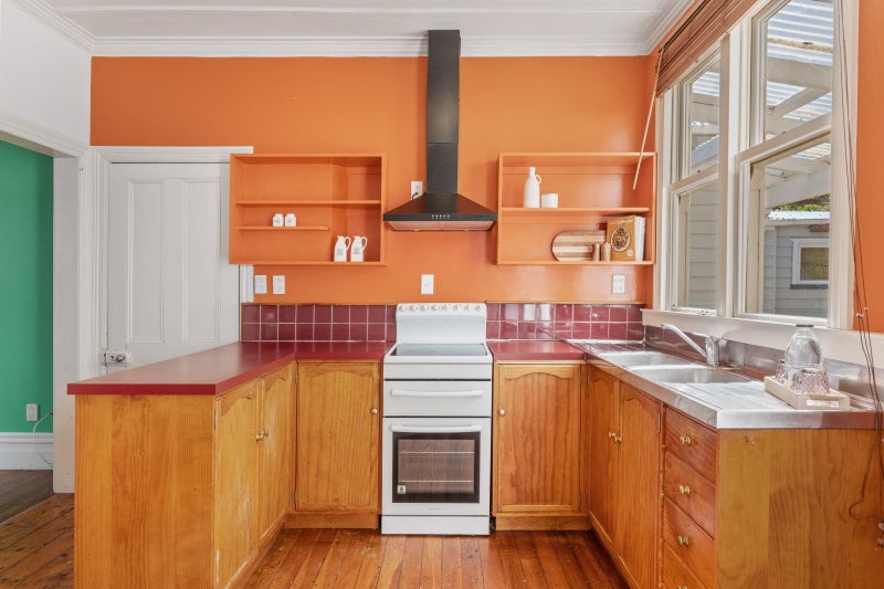 17 Ventnor Street, Mornington, Dunedin - Carousel 2