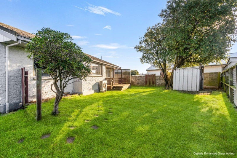 44 Avon Road, Clifton, Invercargill - Carousel 1