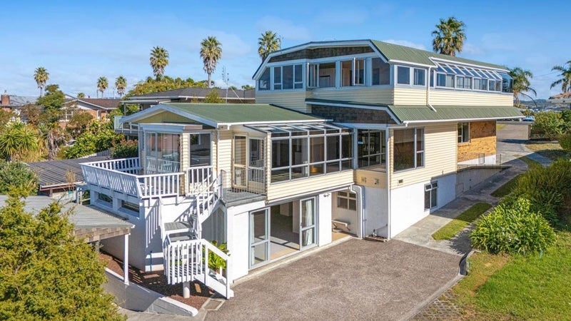 189 Hibiscus Coast Highway, Red Beach, Red Beach - Carousel 1