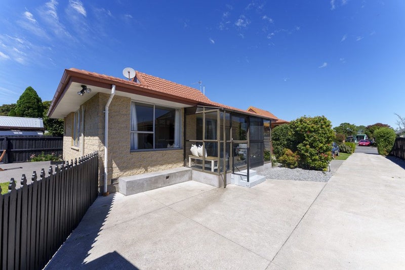 2/30 Trevor Street, Hornby, Christchurch - Carousel 2