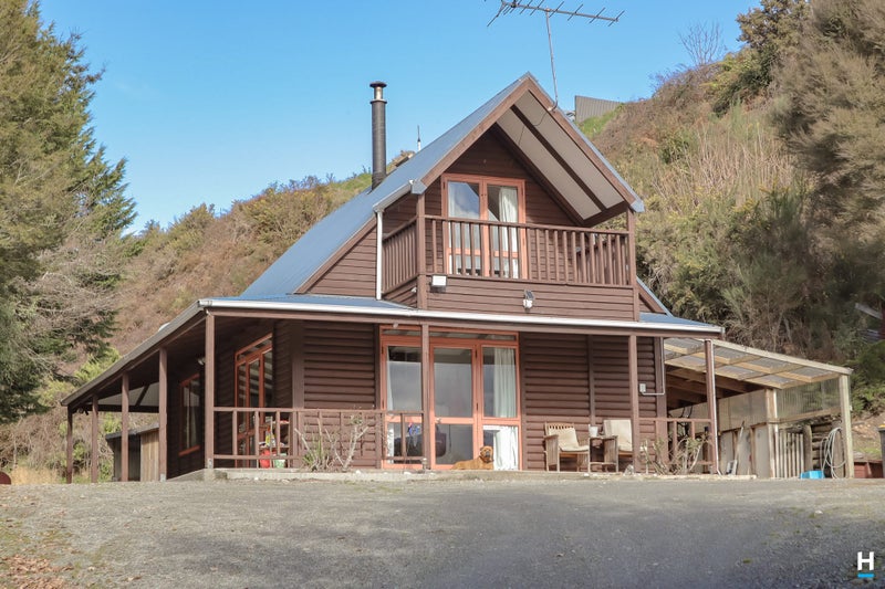 2404 State Highway 7, Dobson - Carousel 1