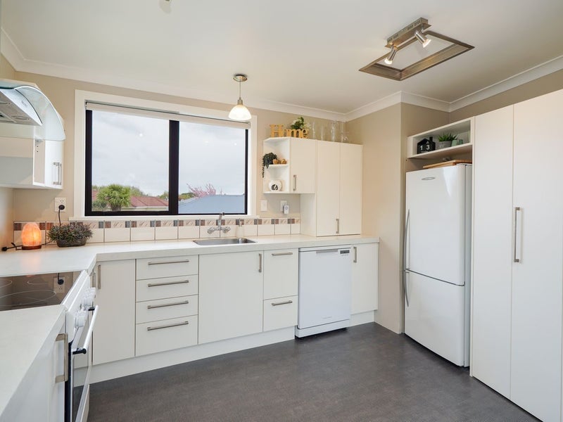 453 Herbert Street, Waverley, Invercargill - Carousel 2