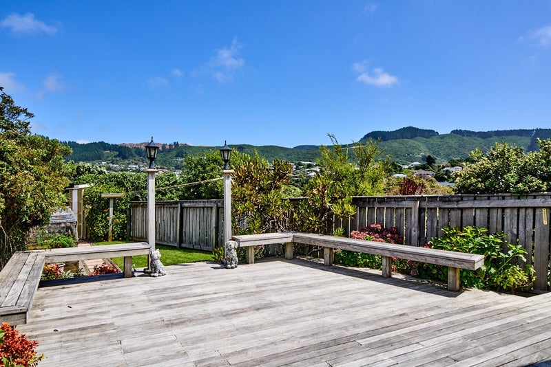3 Duncan Street, Tawa, Wellington - Carousel 2