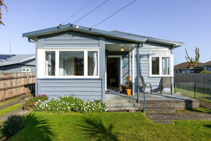 90 Kenny Street, Waihi, Waihi - Carousel 1