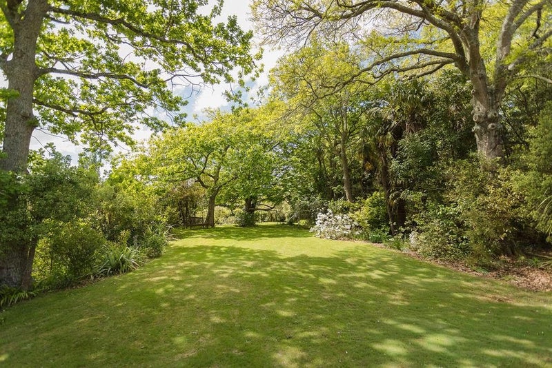 535 Wellington Road, Marton - Carousel 2