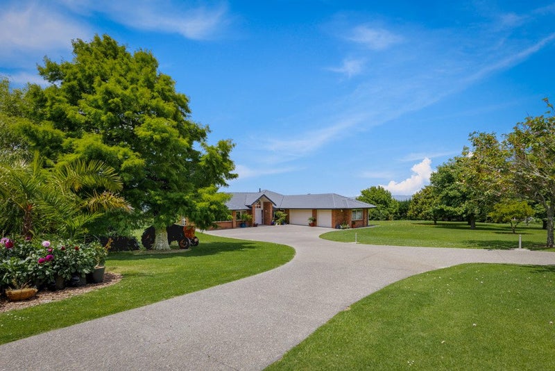 336 Old North Road, Kumeū - Carousel 1