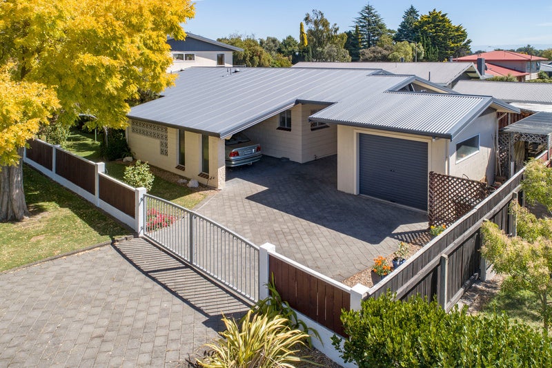 Property Valuation for 14 Busby Hill, Havelock North Trade Me