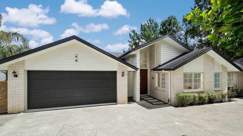 15 Namsan Close, Fairview Heights, Auckland - Carousel 1