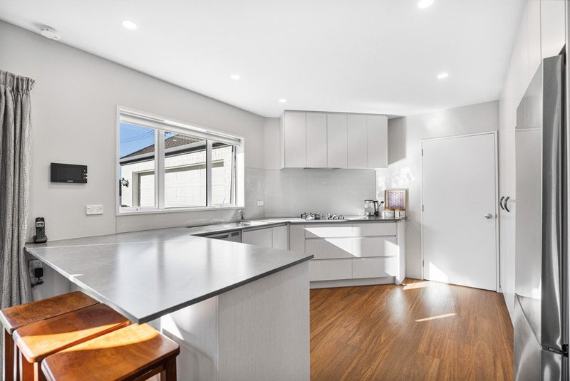 89 Bryndwr Road, Bryndwr, Christchurch - Carousel 2