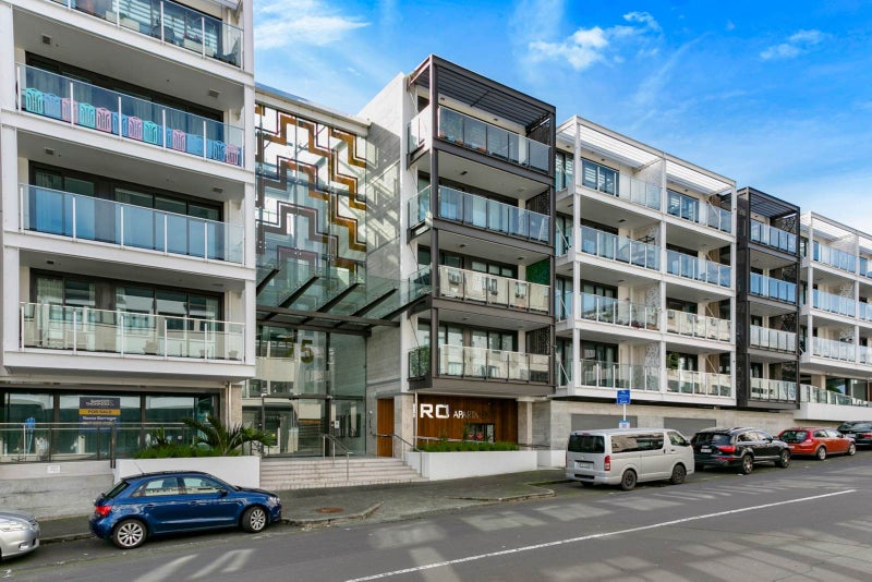 102/27 Enfield Street, Mount Eden, Auckland - Carousel 2