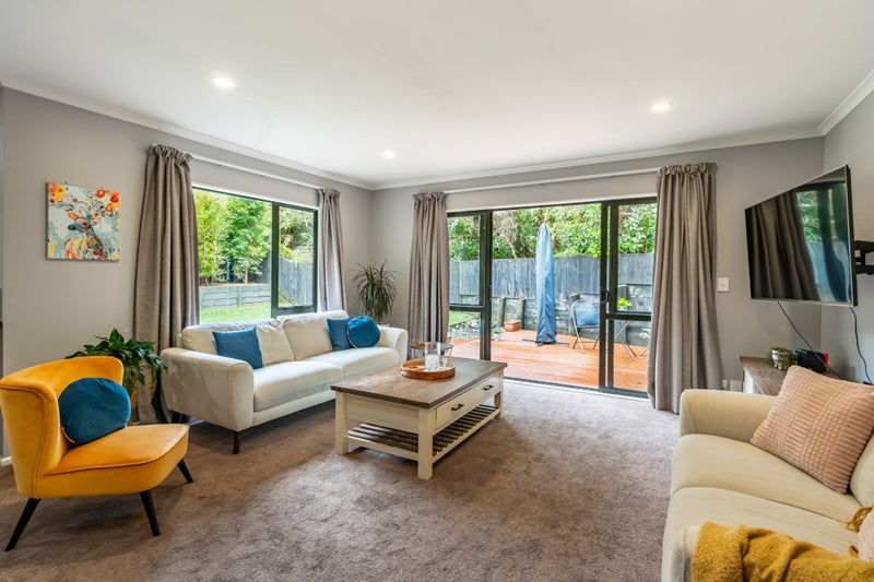 88B Raukawa Street, Stokes Valley, Lower Hutt - Carousel 1