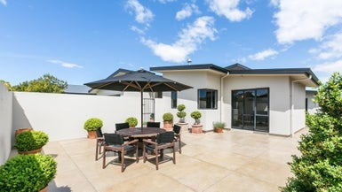 55 Merlot Drive, Greenmeadows, Napier - Carousel 1