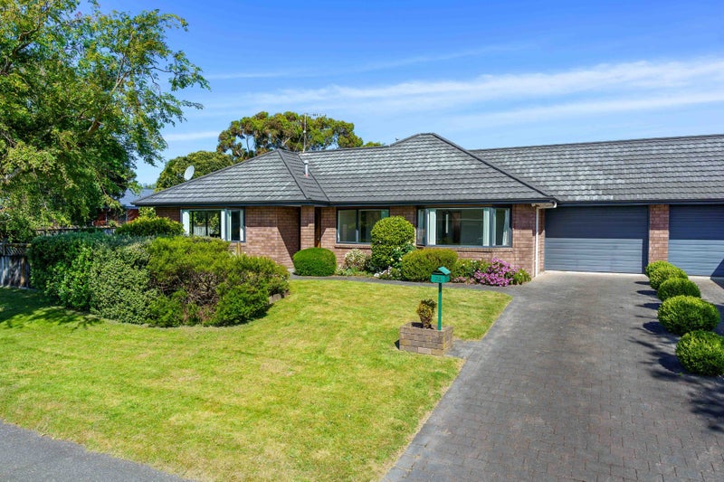 74 Langdale Avenue, Paraparaumu - Carousel 1