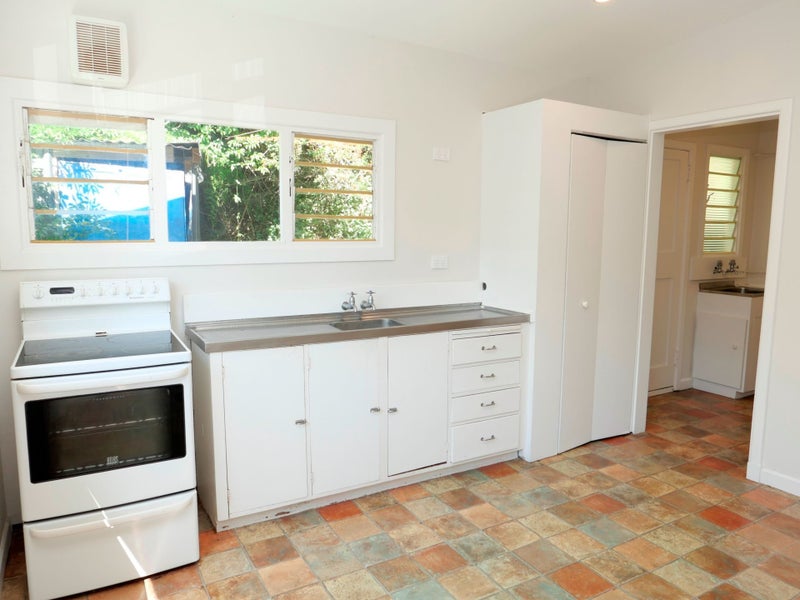 74 Matai Rd, Raumati South, Kapiti Coast, Wellington - Carousel 2