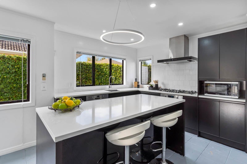 16 Kiwitea Street, Sandringham, Auckland - Carousel 2