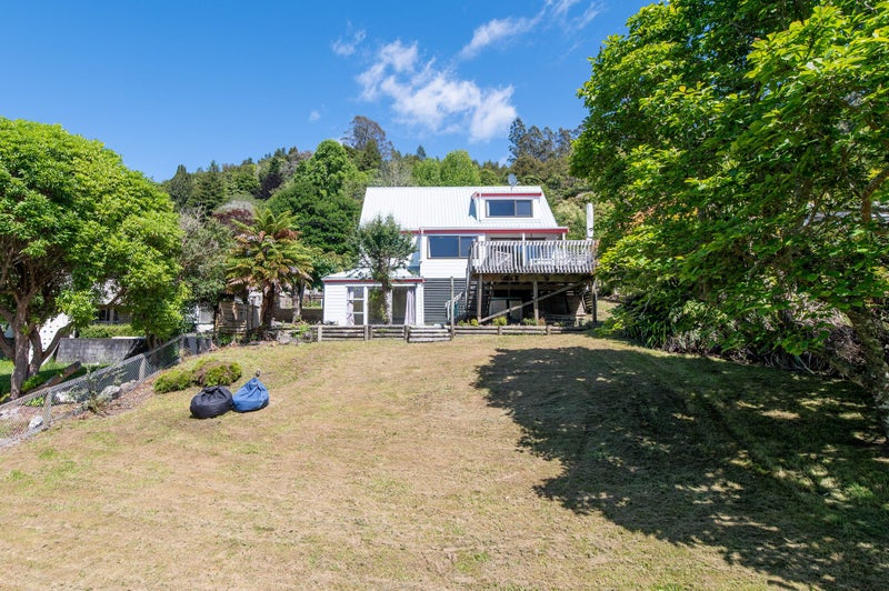 8 Branch Road, Lake Okareka, Rotorua - Carousel 1