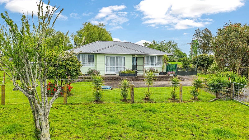 5248A State Highway 2, Ngatea, Ngatea - Carousel 1