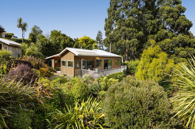 435 Pine Hill Road, Pine Hill, Dunedin - Carousel 1