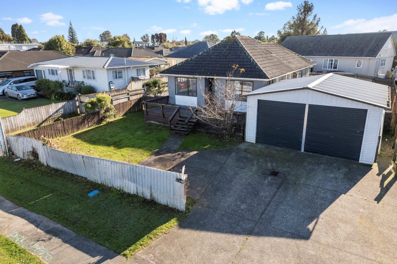 132 Settlement Road, Papakura, Papakura - Carousel 1