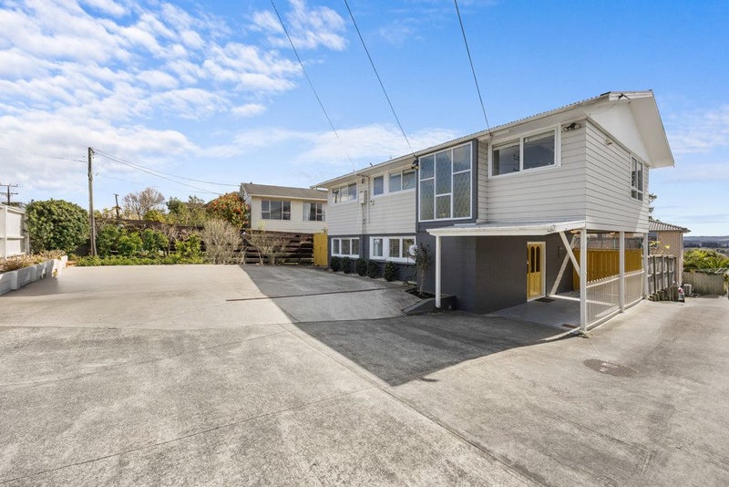 22 Royal Road, Massey, Auckland - Carousel 1
