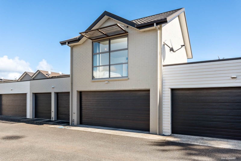 8 Willow Camp Road, Takanini, Auckland - Carousel 2