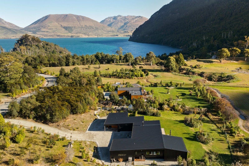 42 Tui Drive, Mount Creighton, Queenstown - Carousel 2