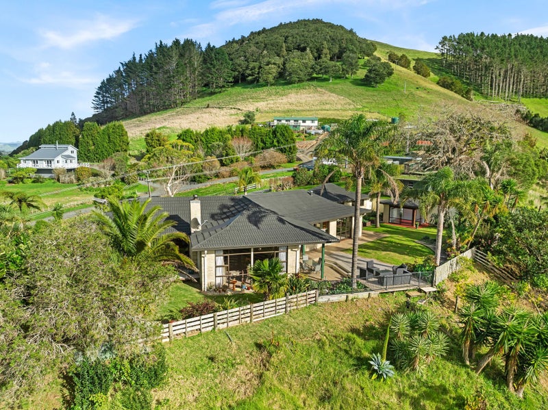 32 Hawken Road, Whangarei - Carousel 1