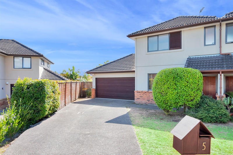 Property Valuation for 5 Ashurst Lane, Greenhithe, Auckland Trade Me