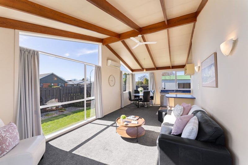 1/1 Westmorland Place, Bishopdale, Christchurch - Carousel 2