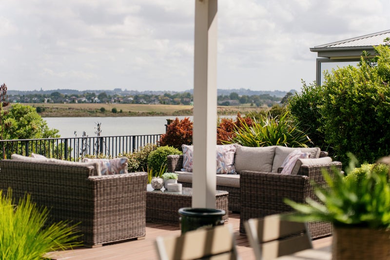 4 Lees Cove, Karaka, Papakura - Carousel 2