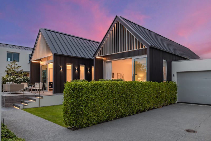 5 Wroxton Terrace, Merivale, Christchurch - Carousel 2