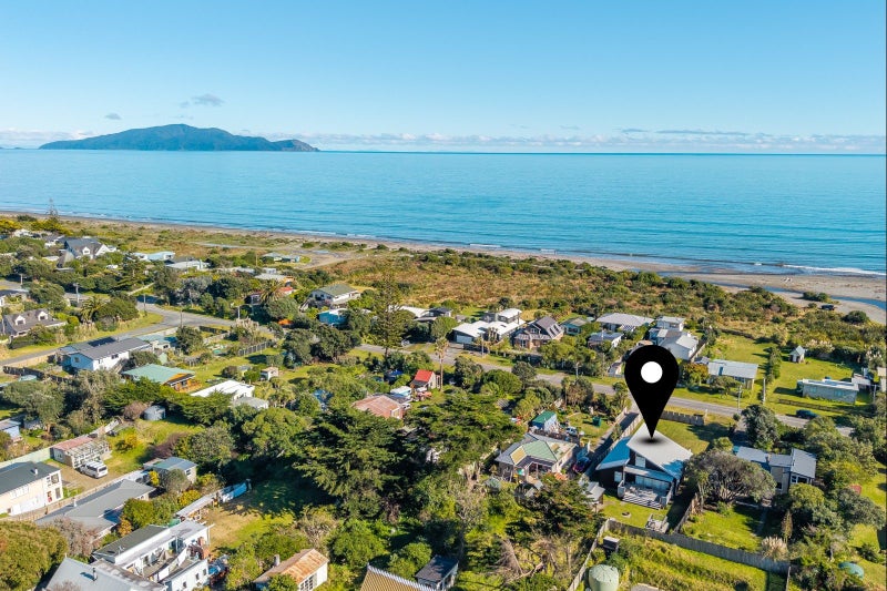 8 Rodney AVE, Te Horo Beach, Te Horo Beach - Carousel 2