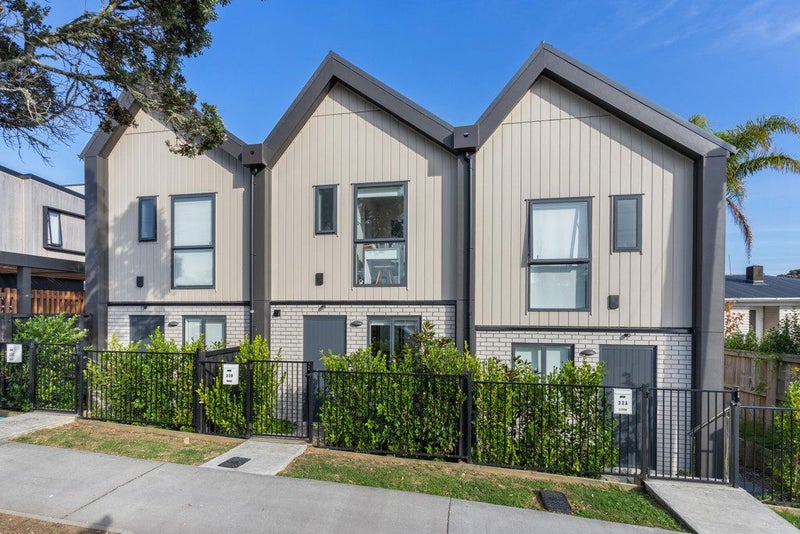 33B Matipo Road, Te Atatu Peninsula, Auckland - Carousel 1