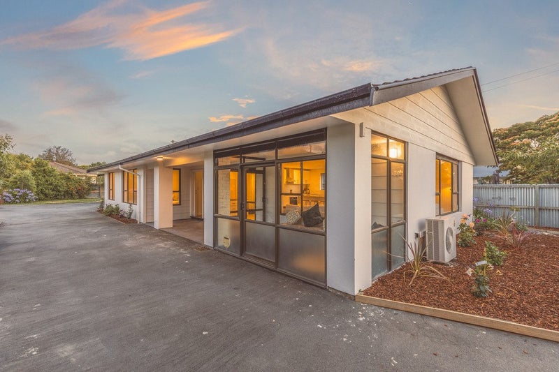 130 Bower Avenue, New Brighton, Christchurch - Carousel 1