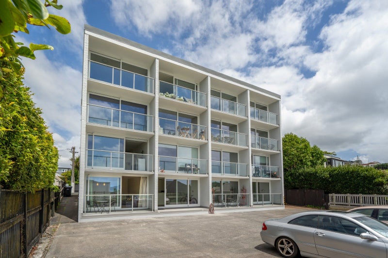 10/11 Freemont Street, Parnell, Auckland - Carousel 1