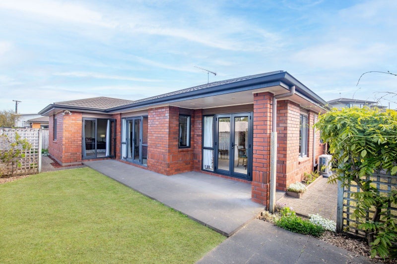 7 Eclipse Rise, Flagstaff, Hamilton - Carousel 2