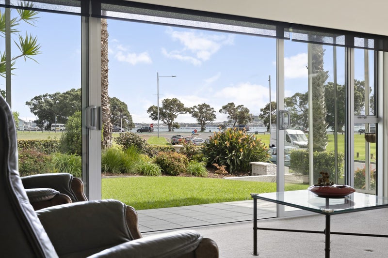 8/1 Watene Crescent, Orakei, Auckland - Carousel 2