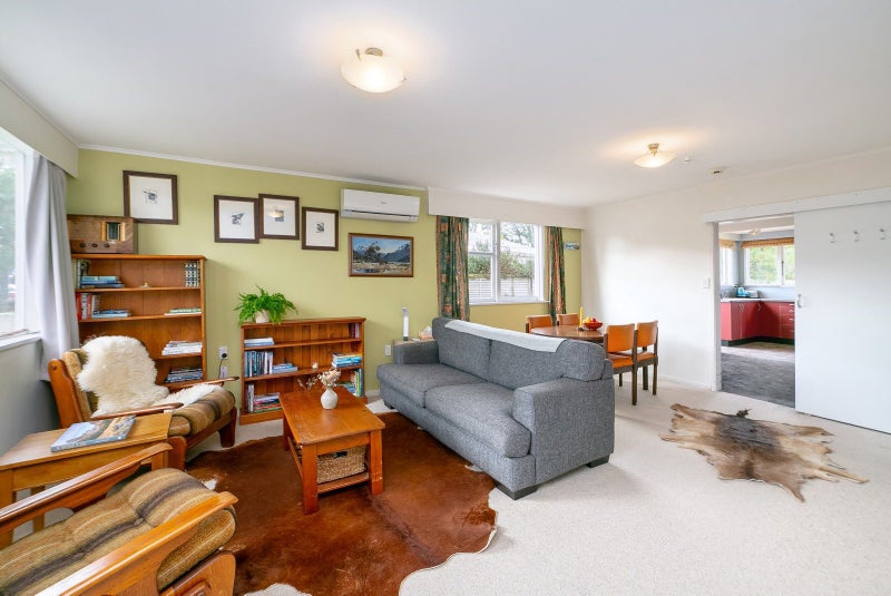 15 Waite Street, Featherston - Carousel 2