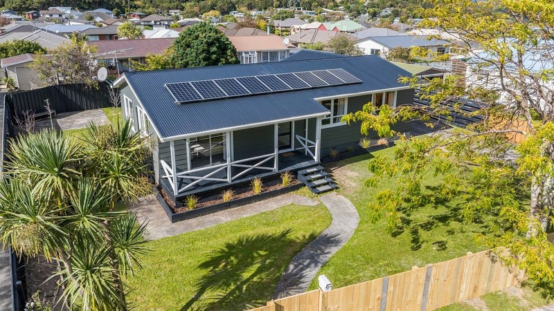 92 Mohaka Street, Wainuiomata, Lower Hutt - Carousel 1