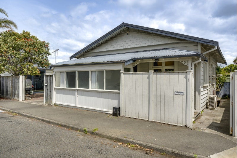 1 Raglan Street, Ahuriri, Napier - Carousel 1