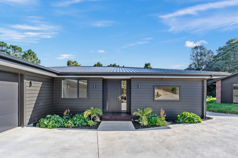 11 Tironui Drive, Whangarei - Carousel 1